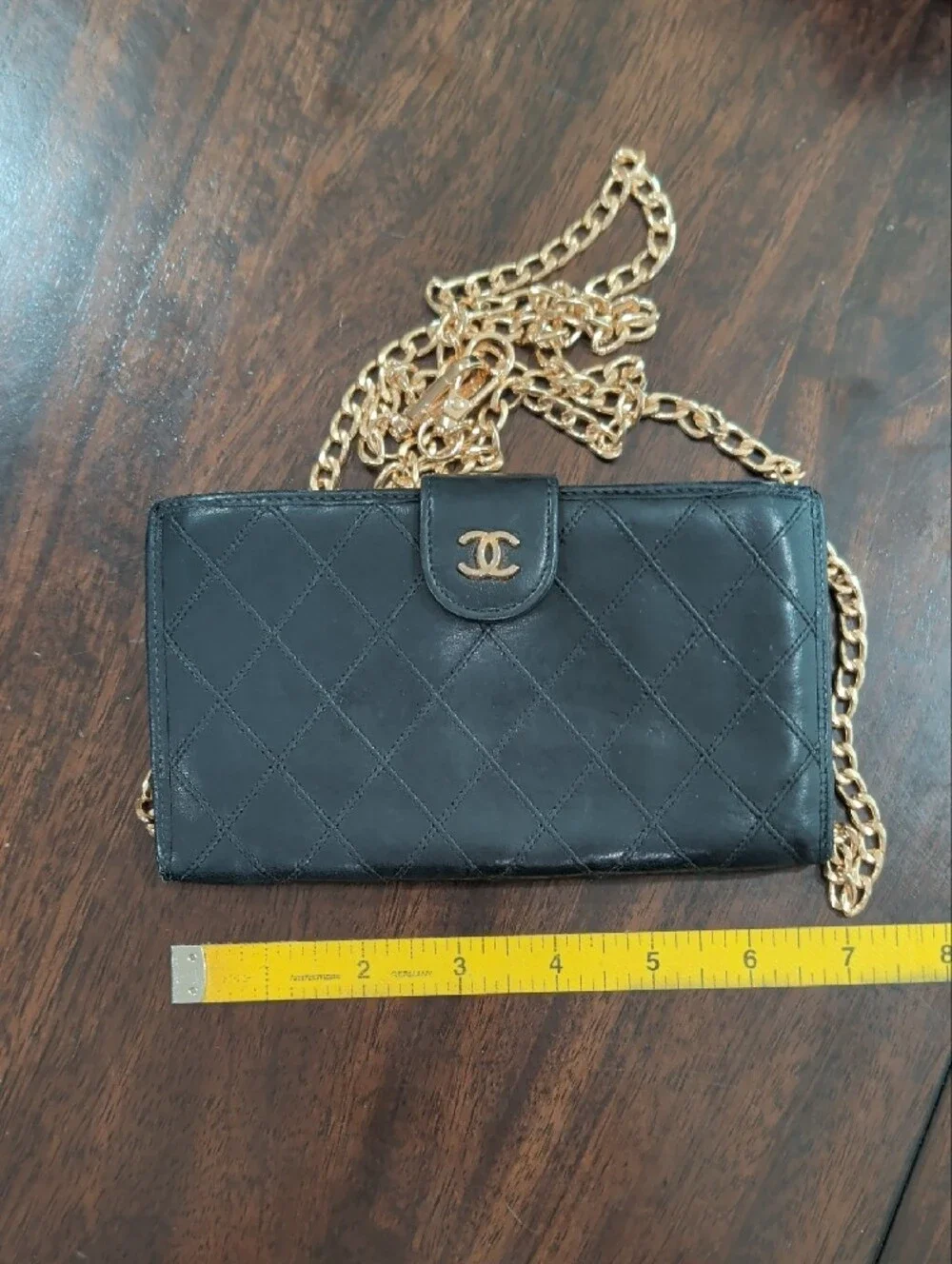 CHANEL Black Quilted Leather Crossbody Wallet with Gold Chain